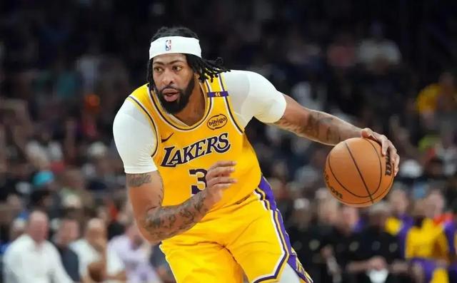 NBA总决赛MVP：浓眉哥夺得个人首冠